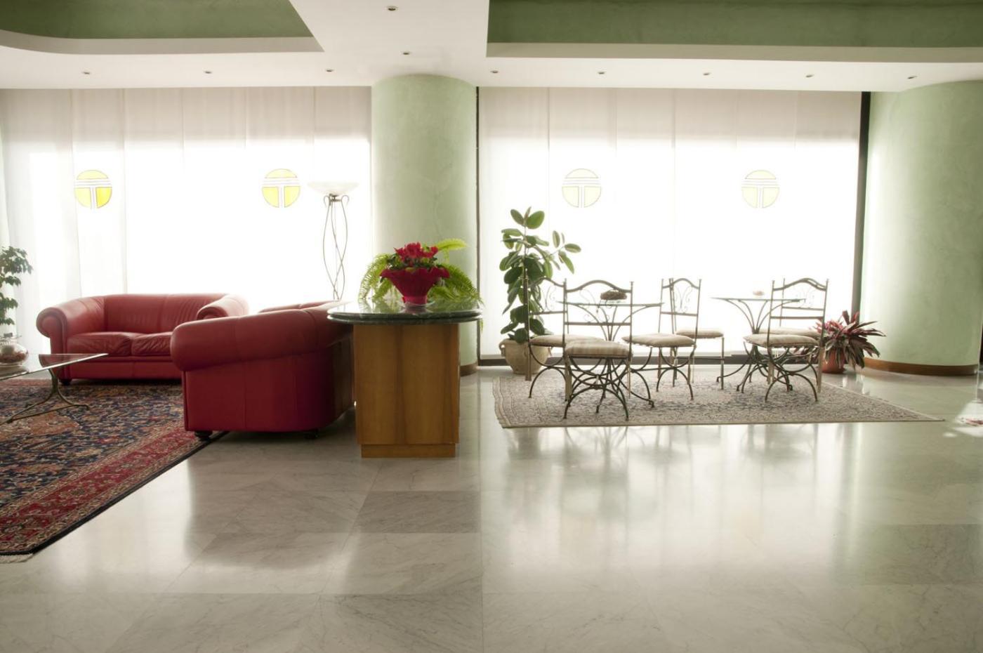 Hotel Thema Rocca San Giovanni Ngoại thất bức ảnh