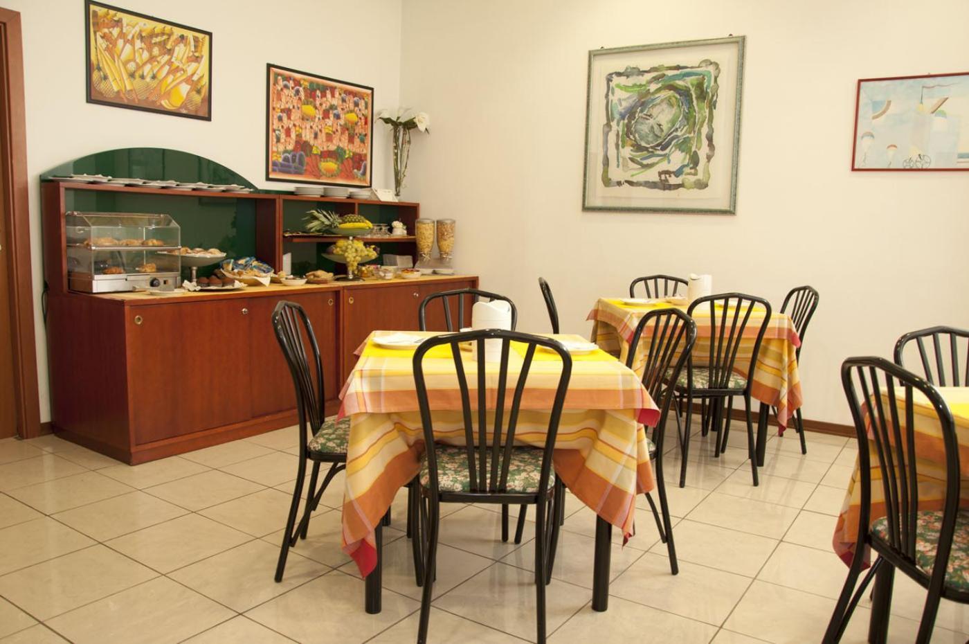 Hotel Thema Rocca San Giovanni Ngoại thất bức ảnh